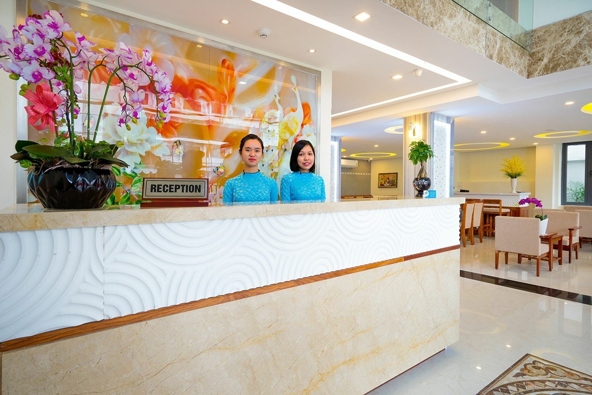 โรงแรมซาโลซี ดานัง ภายนอก รูปภาพ