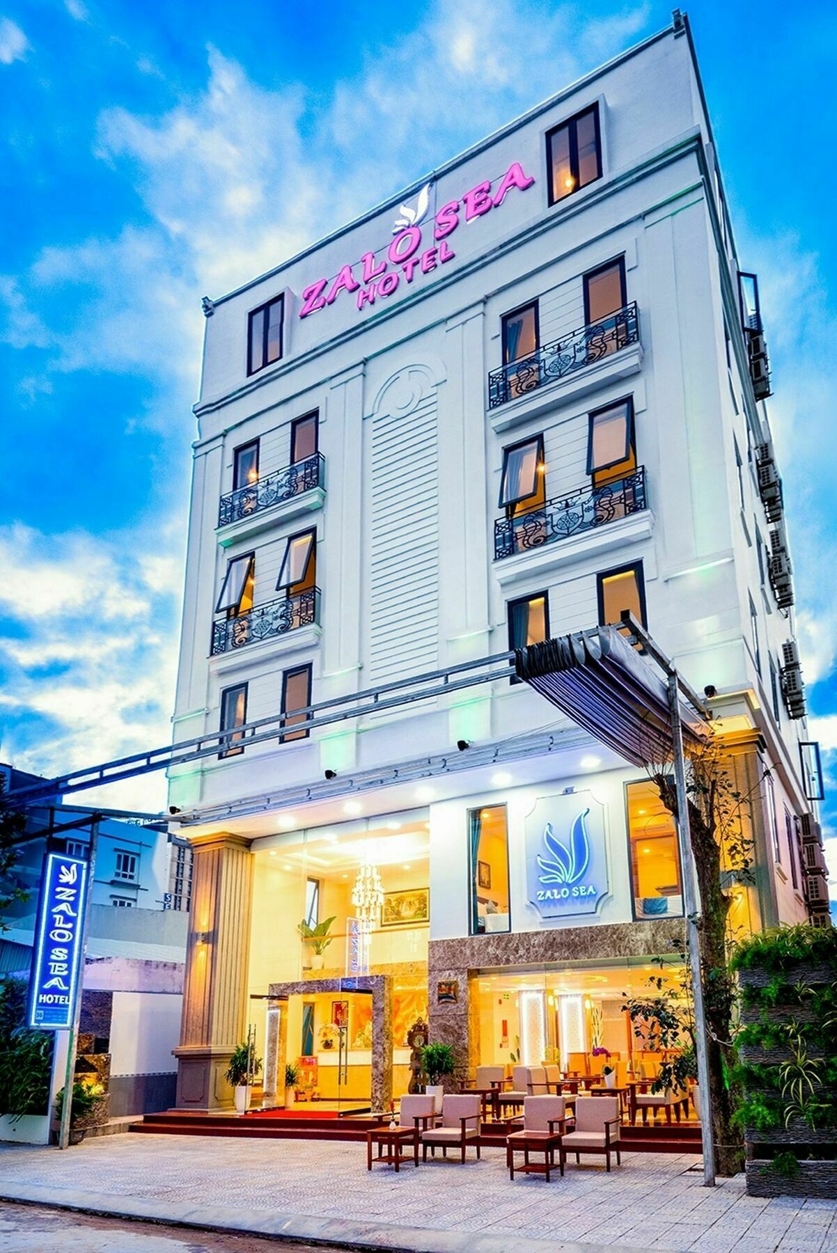 โรงแรมซาโลซี ดานัง ภายนอก รูปภาพ
